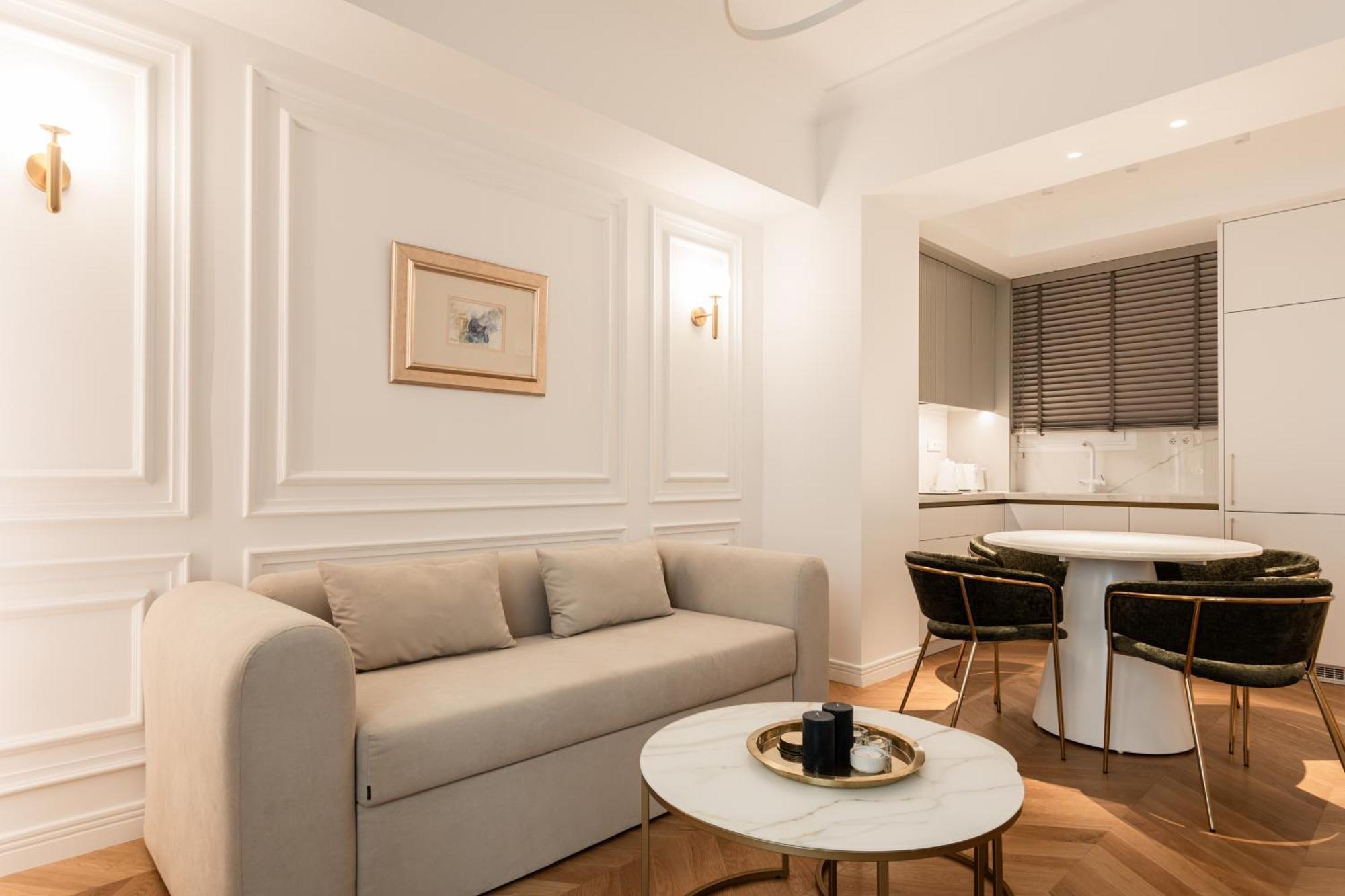 Elegant Apartment A Breath Away From The Acropolis เอเธนส์ ภายนอก รูปภาพ