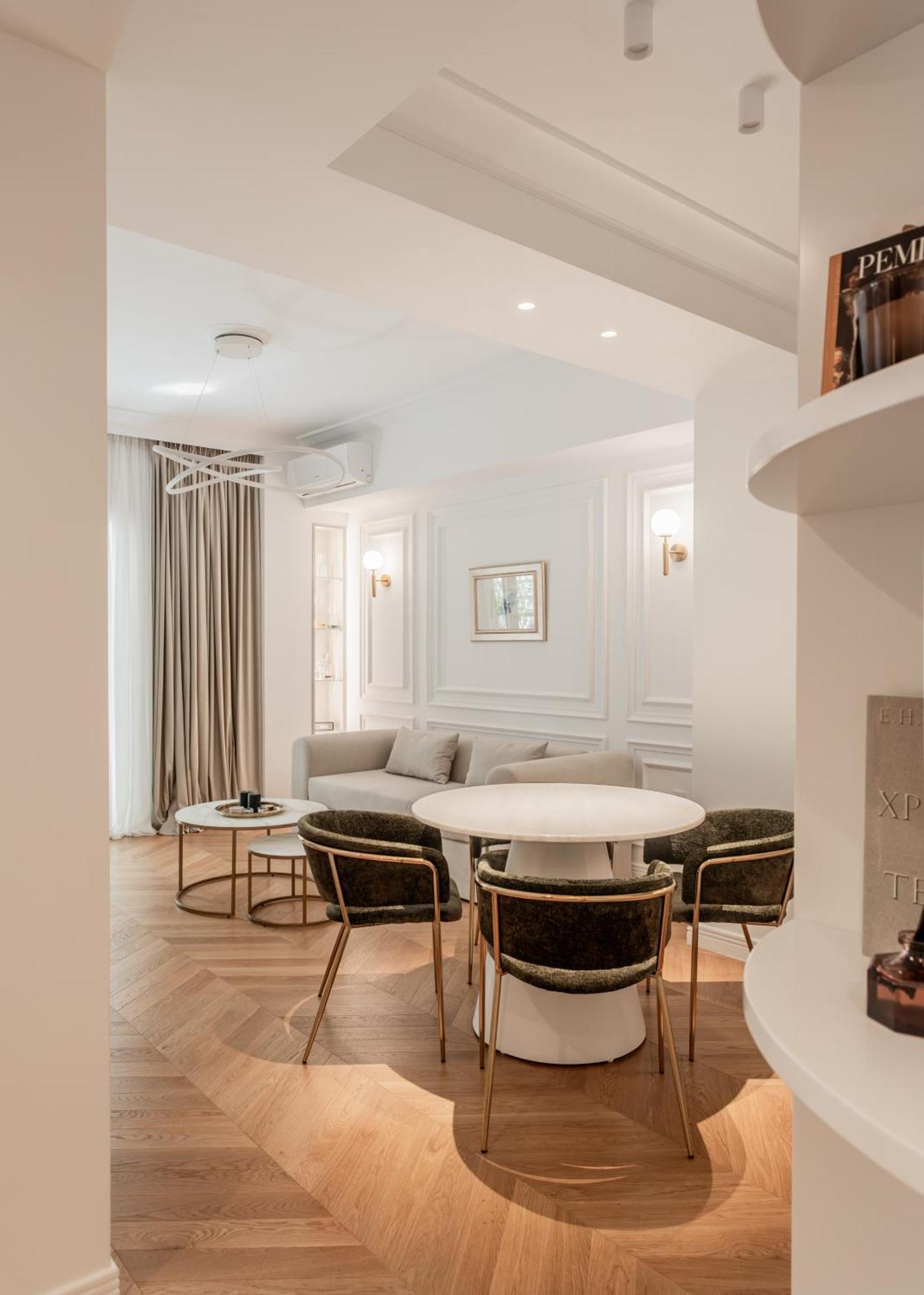 Elegant Apartment A Breath Away From The Acropolis เอเธนส์ ภายนอก รูปภาพ