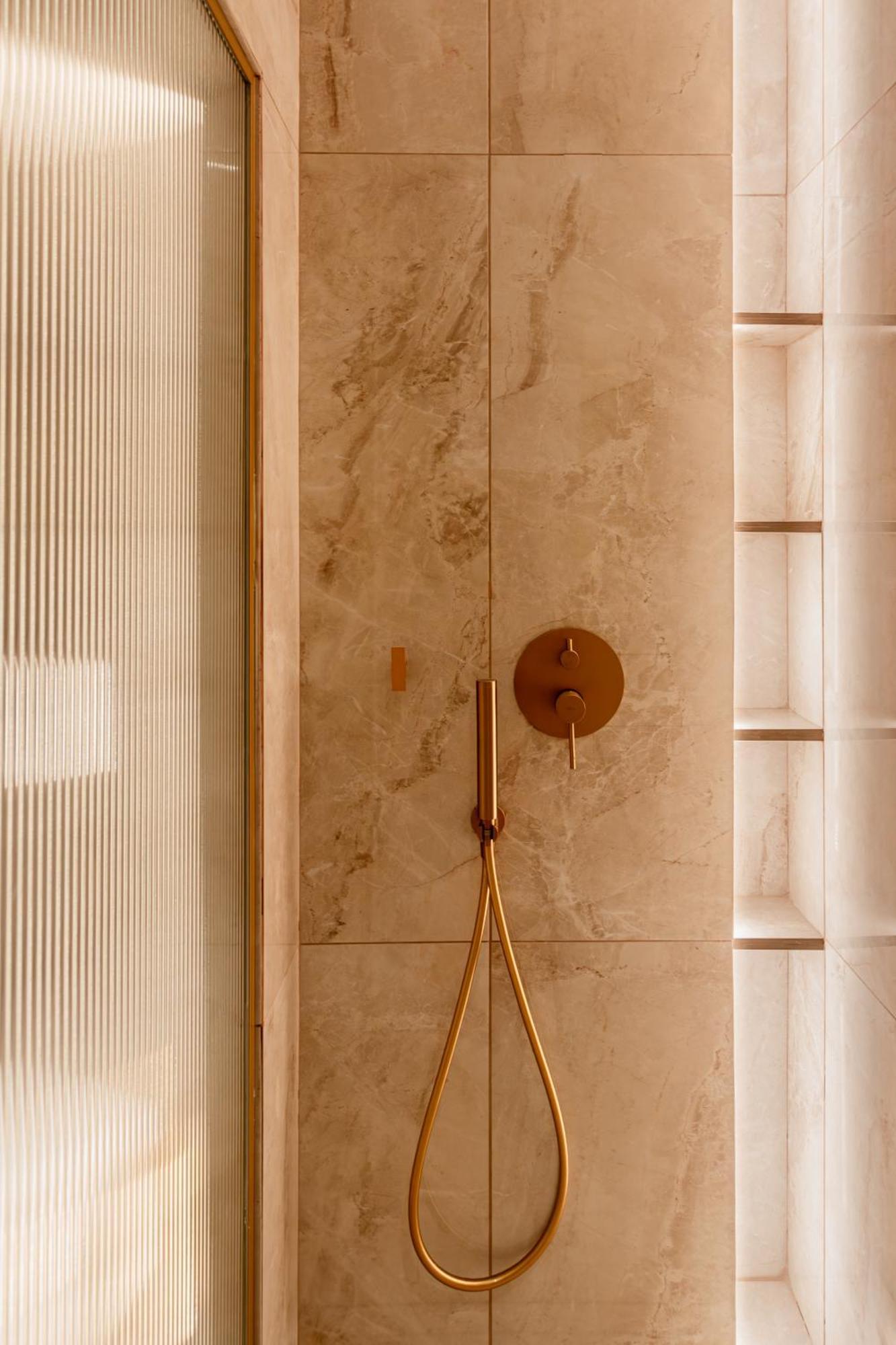 Elegant Apartment A Breath Away From The Acropolis เอเธนส์ ภายนอก รูปภาพ