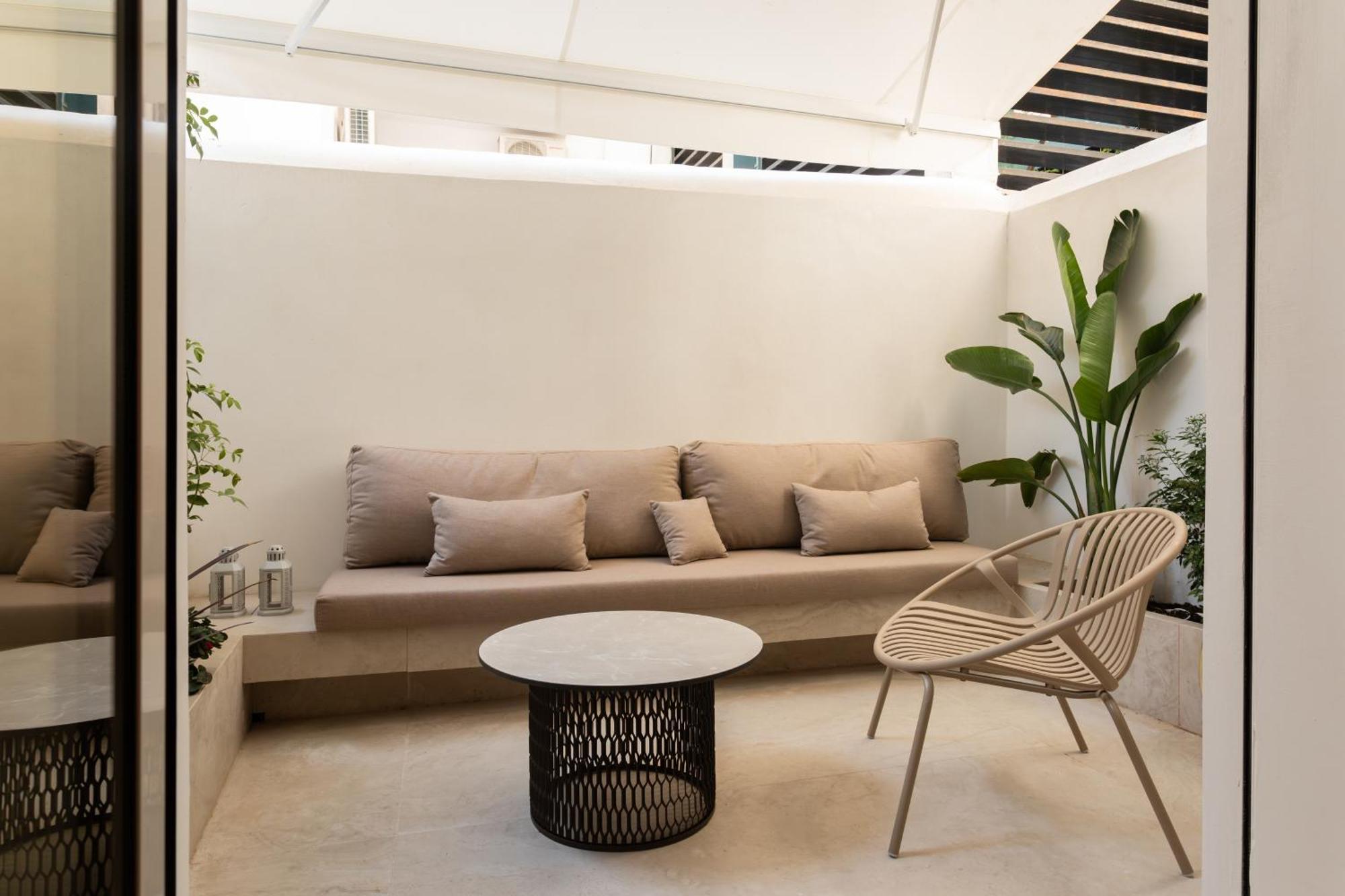 Elegant Apartment A Breath Away From The Acropolis เอเธนส์ ภายนอก รูปภาพ